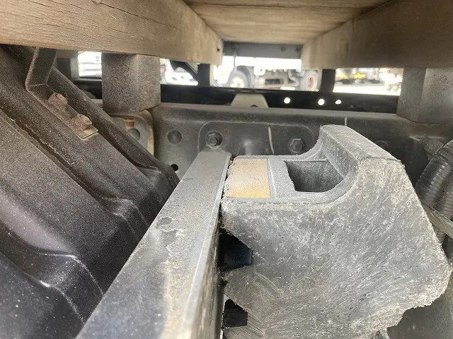 三菱 キャンター 2RG-FBA20(2WD)の写真33