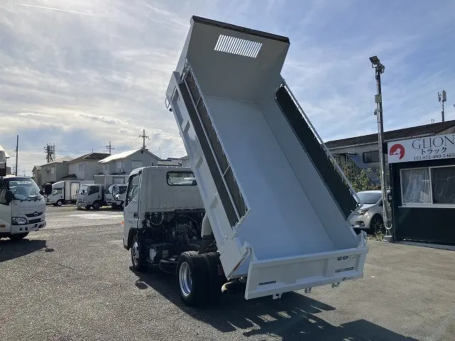 三菱 キャンター 2PG-FBA60(2WD)の写真6