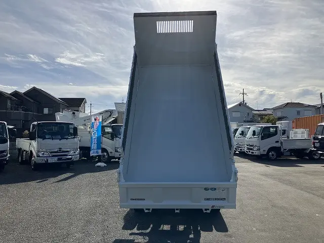 三菱 キャンター 2PG-FBA60(2WD)の写真7