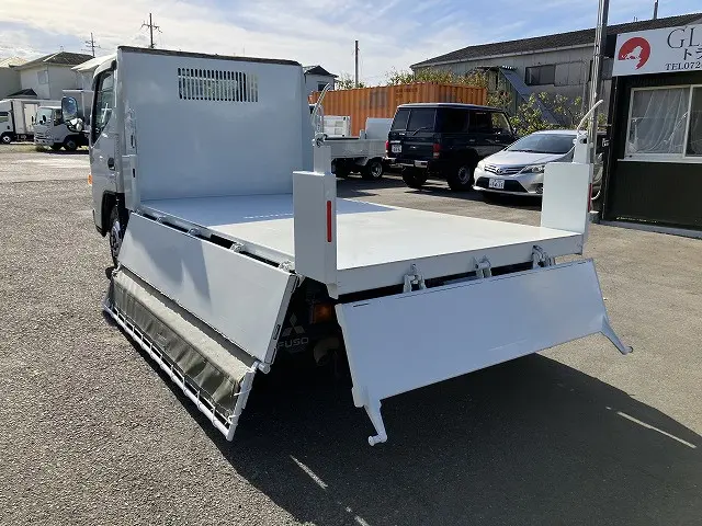 三菱 キャンター 2PG-FBA60(2WD)の写真20