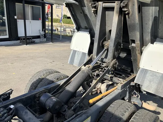 三菱 キャンター 2PG-FBA60(2WD)の写真28