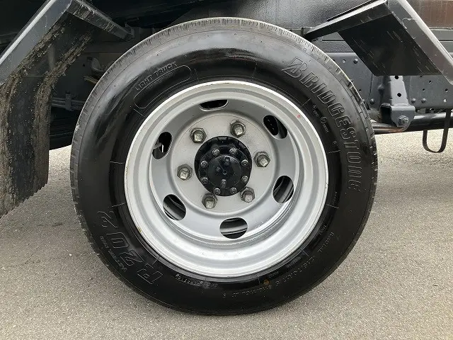 いすゞ エルフ TRG-NPR85AN(2WD)の写真27