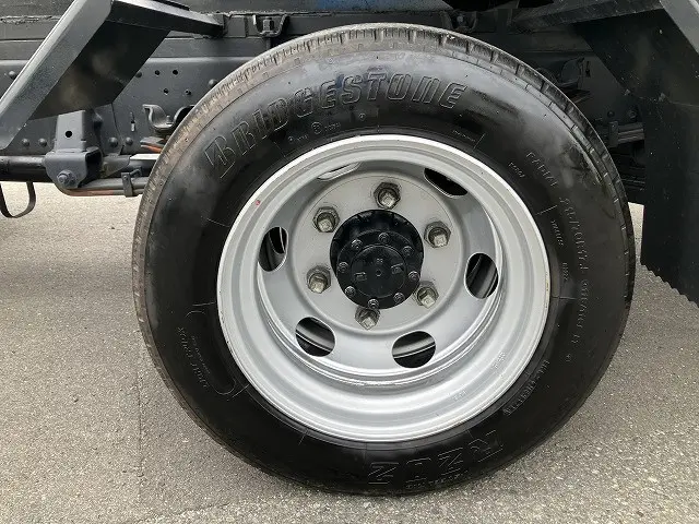 いすゞ エルフ TRG-NPR85AN(2WD)の写真29