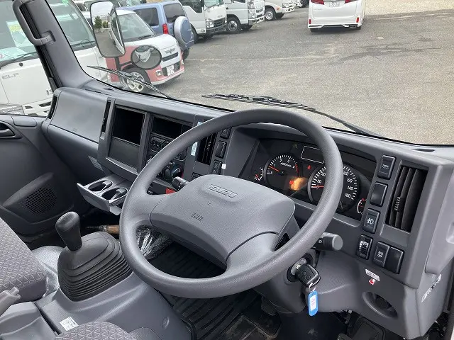 いすゞ エルフ TRG-NPR85AN(2WD)の写真36