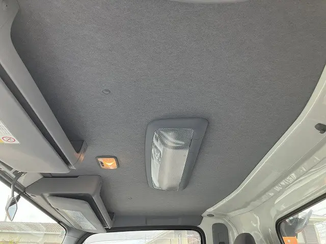 いすゞ エルフ TRG-NPR85AN(2WD)の写真44