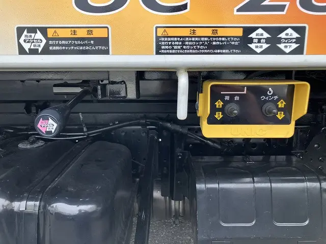 いすゞ エルフ TRG-NPR85AN(2WD)の写真46