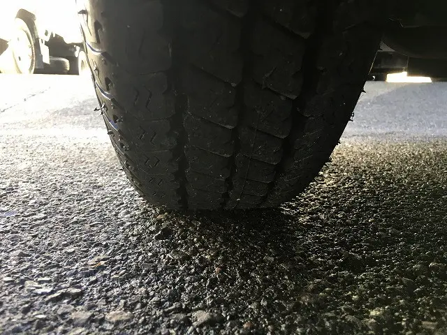 いすゞ エルフ KR-NHR69(2WD)の写真30