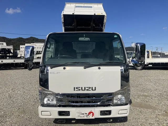 いすゞ フォワード TKG-NKR85AN(2WD)の写真2