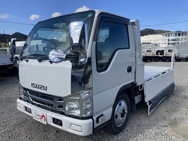 いすゞ フォワード TKG-NKR85AN(2WD)の写真9