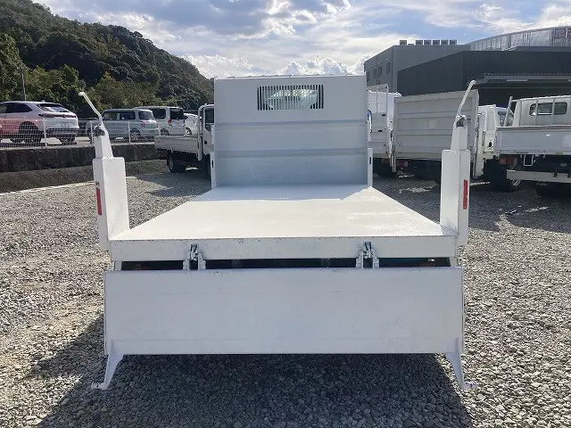 いすゞ フォワード TKG-NKR85AN(2WD)の写真14