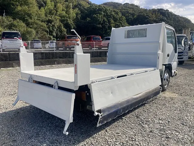 いすゞ フォワード TKG-NKR85AN(2WD)の写真15