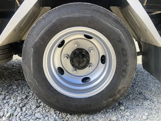 いすゞ フォワード TKG-NKR85AN(2WD)の写真39