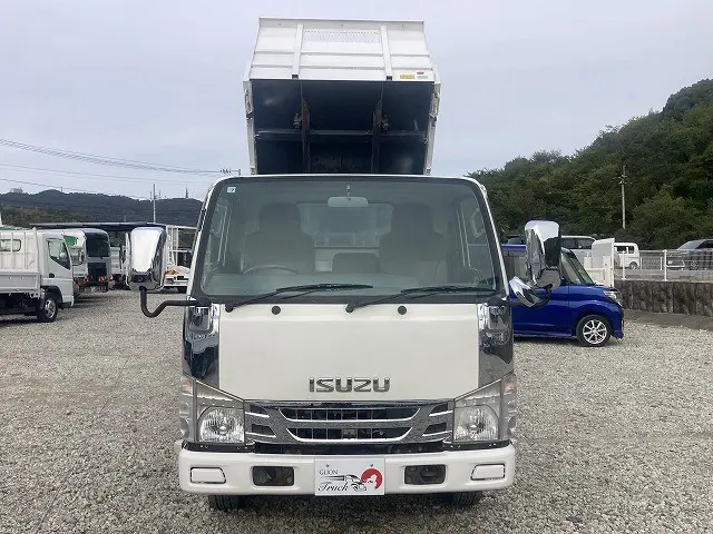 いすゞ エルフ TKG-NKR85AN(2WD)の写真2