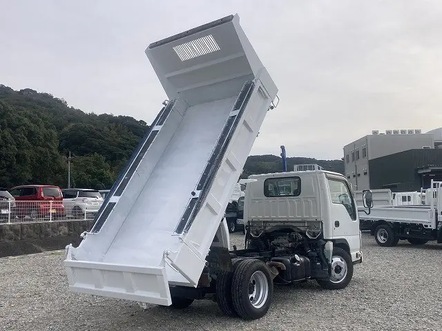 いすゞ エルフ TKG-NKR85AN(2WD)の写真8