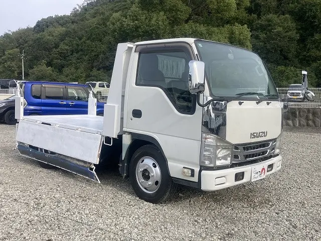 いすゞ エルフ TKG-NKR85AN(2WD)の写真10
