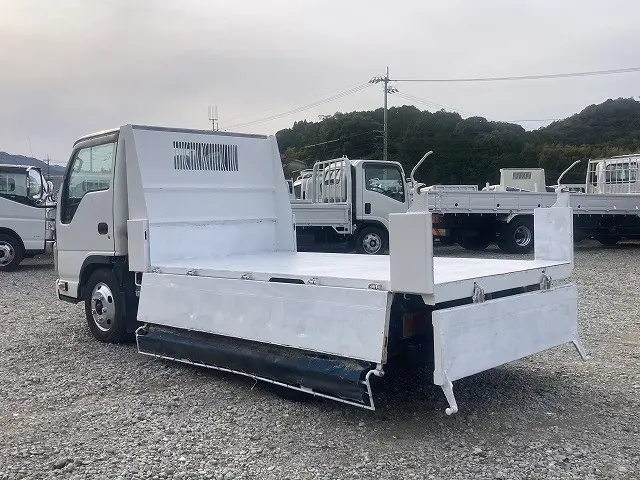 いすゞ エルフ TKG-NKR85AN(2WD)の写真13