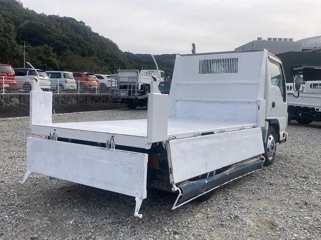 いすゞ エルフ TKG-NKR85AN(2WD)の写真15