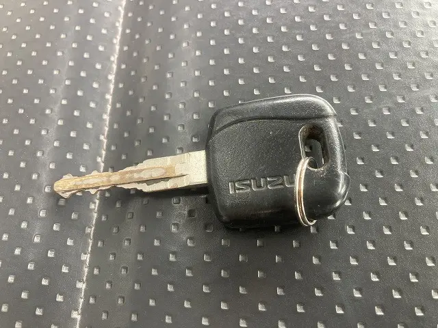 いすゞ エルフ TKG-NKR85AN(2WD)の写真34