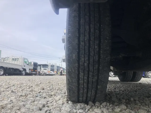 いすゞ エルフ TKG-NKR85AN(2WD)の写真35