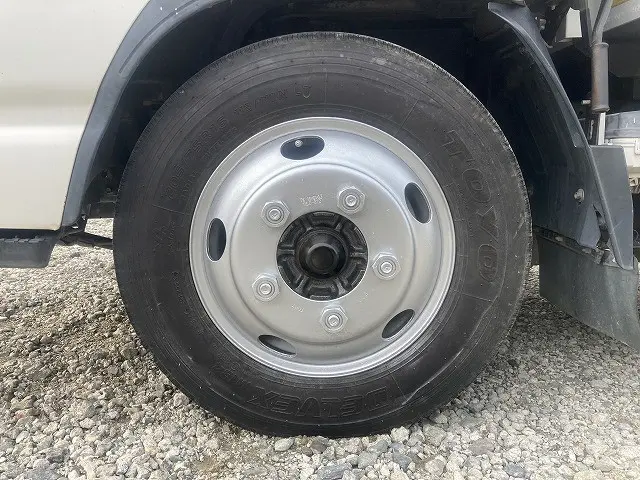 いすゞ エルフ TKG-NKR85AN(2WD)の写真42