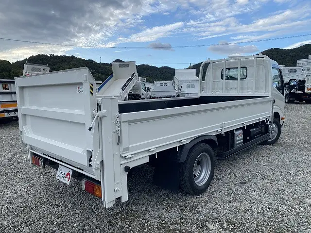 日野 デュトロ 2RG-XZC655M(2WD)の写真8