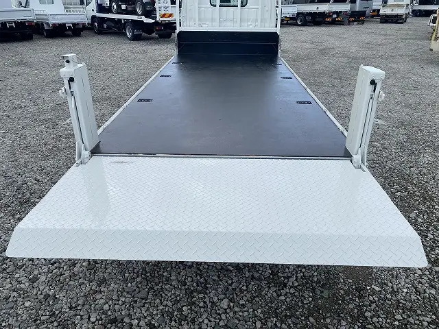 日野 デュトロ 2RG-XZC655M(2WD)の写真28