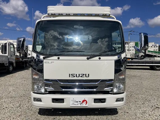 いすゞ エルフ BKG-NNR85AR(2WD)の写真2