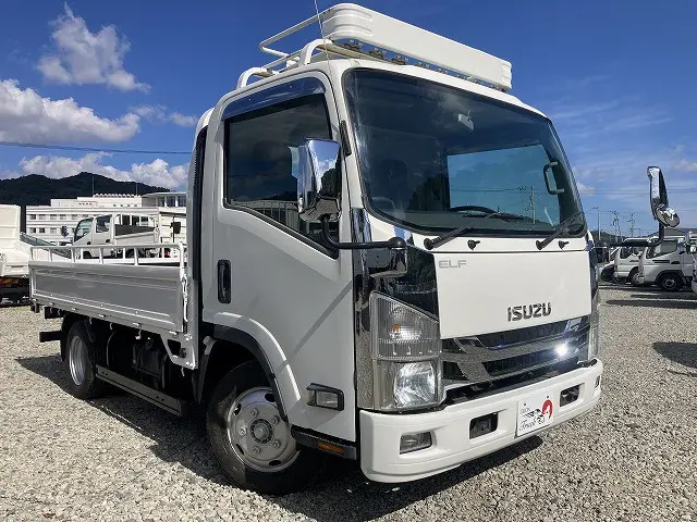 いすゞ エルフ BKG-NNR85AR(2WD)の写真3