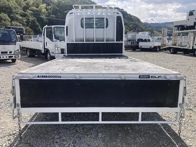 いすゞ エルフ BKG-NNR85AR(2WD)の写真14