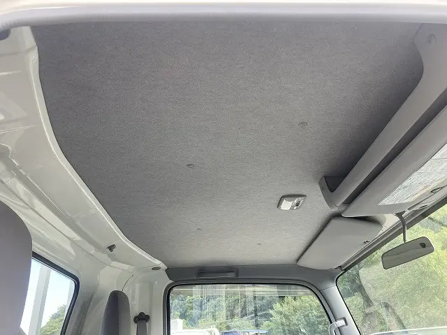 いすゞ エルフ BKG-NNR85AR(2WD)の写真22