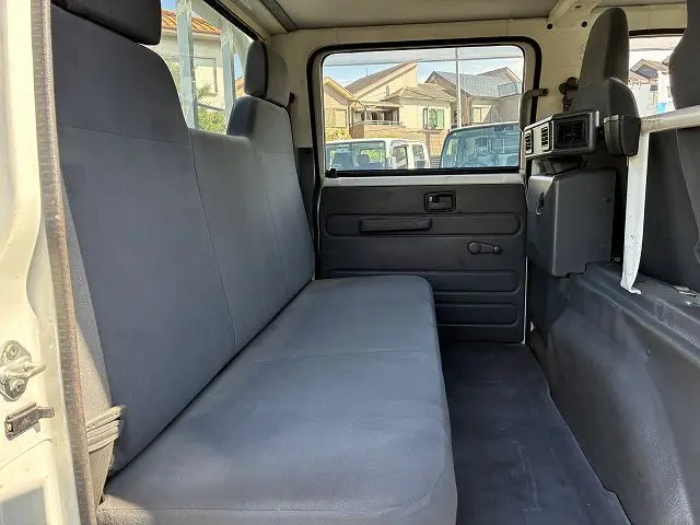 いすゞ エルフ TKG-NJR85A(2WD)の写真37