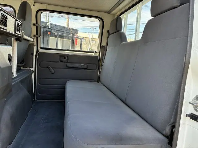 いすゞ エルフ TKG-NJR85A(2WD)の写真38