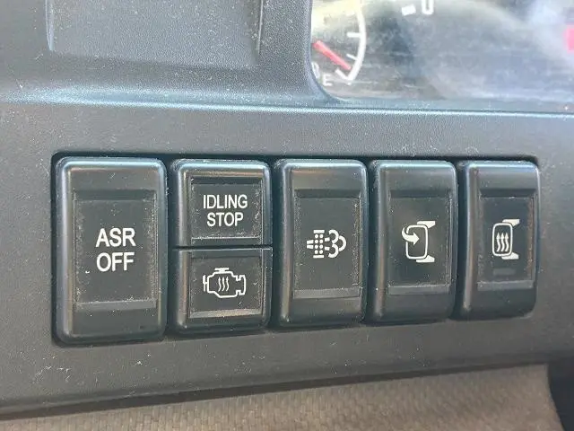 いすゞ エルフ TKG-NJR85A(2WD)の写真42