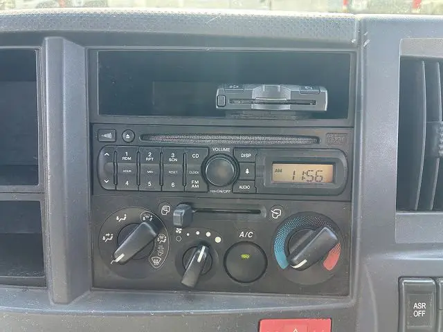 いすゞ エルフ TKG-NJR85A(2WD)の写真43