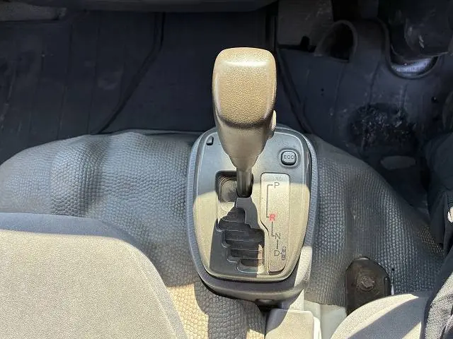 いすゞ エルフ TKG-NJR85A(2WD)の写真44