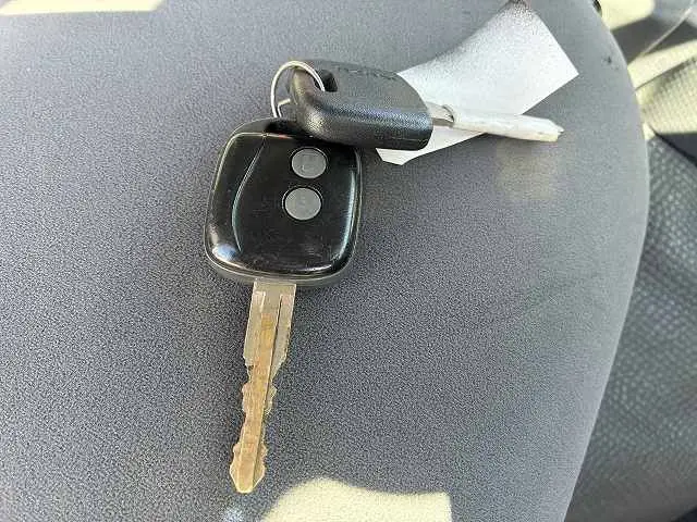 いすゞ エルフ TKG-NJR85A(2WD)の写真46