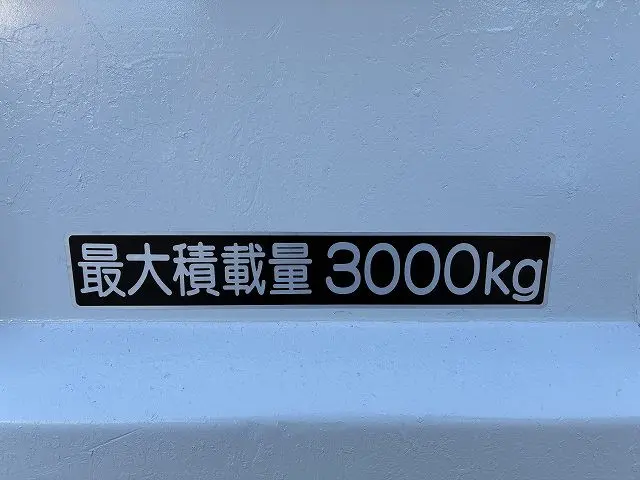 いすゞ エルフ TKG-NKR85AN(2WD)の写真27