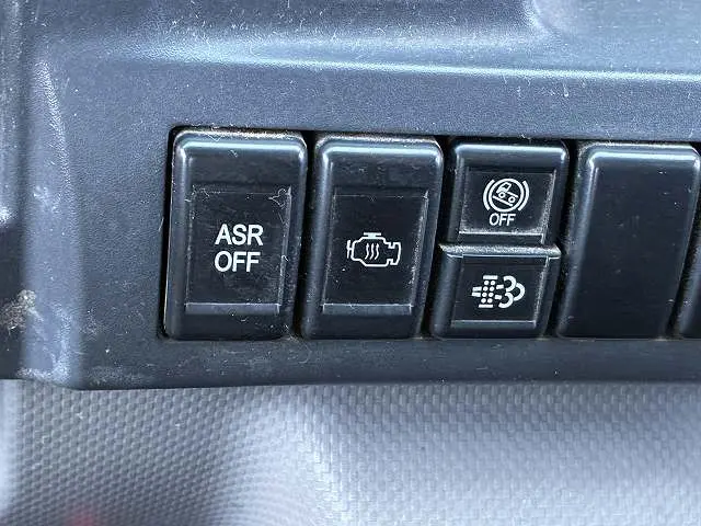 いすゞ エルフ TKG-NKR85AN(2WD)の写真42