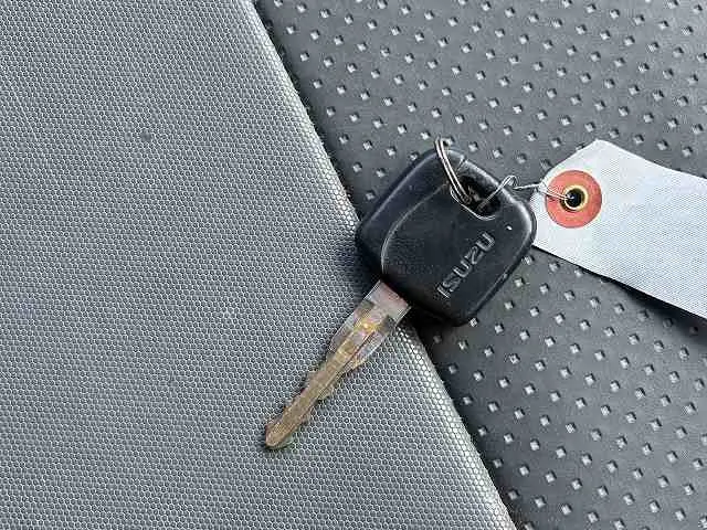 いすゞ エルフ TKG-NKR85AN(2WD)の写真46