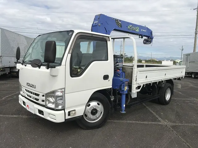 いすゞ エルフ TPG-NKR85AR(2WD)の写真1
