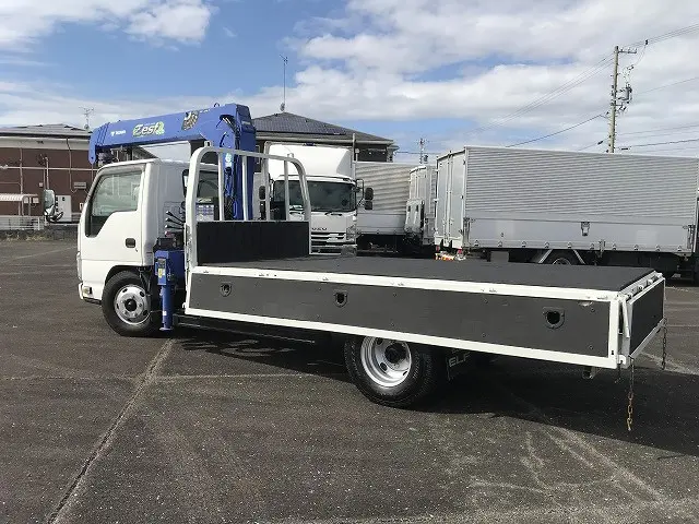 いすゞ エルフ TPG-NKR85AR(2WD)の写真12