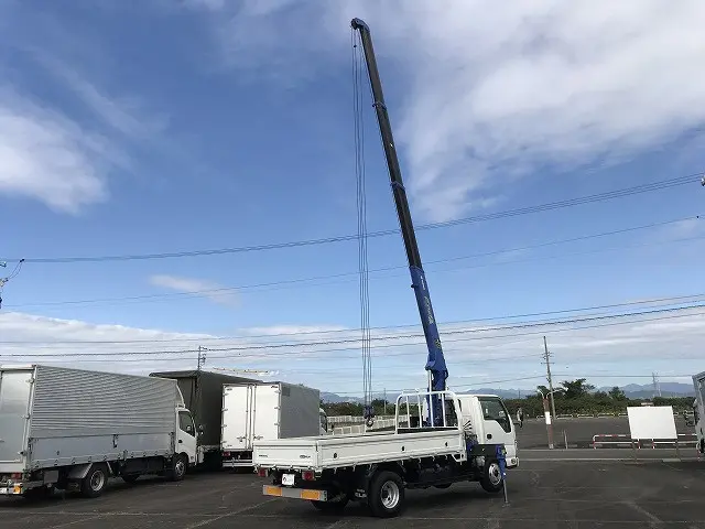 いすゞ エルフ TPG-NKR85AR(2WD)の写真22