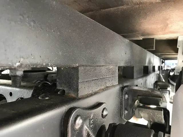 いすゞ エルフ TPG-NKR85AR(2WD)の写真34