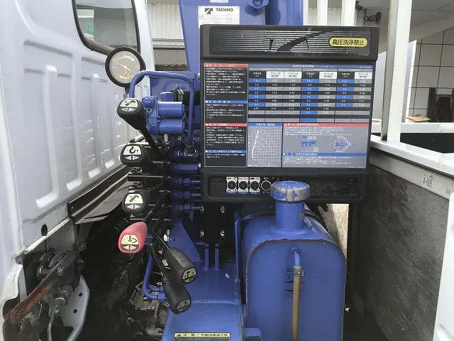 いすゞ エルフ TPG-NKR85AR(2WD)の写真41