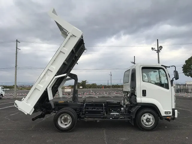 いすゞ フォワード 2PG-FRR90S1(2WD)の写真8