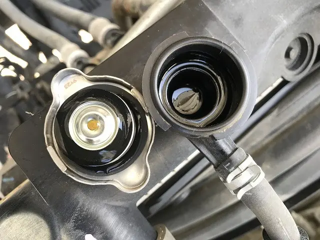 いすゞ フォワード 2PG-FRR90S1(2WD)の写真24