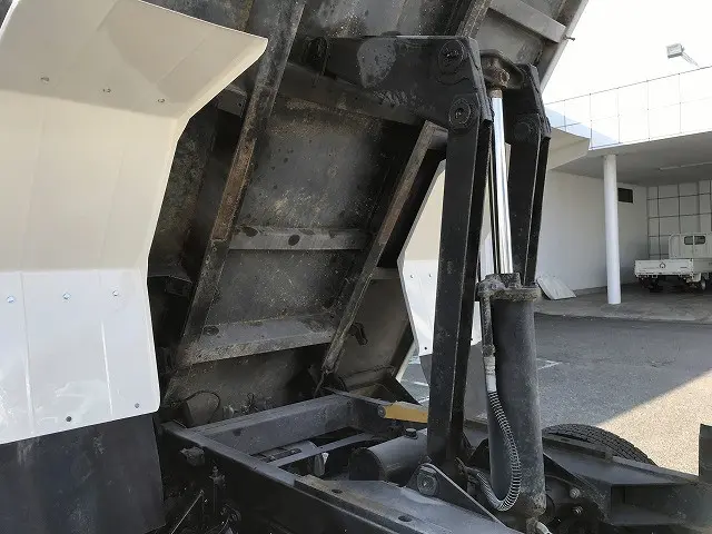 いすゞ フォワード 2PG-FRR90S1(2WD)の写真42