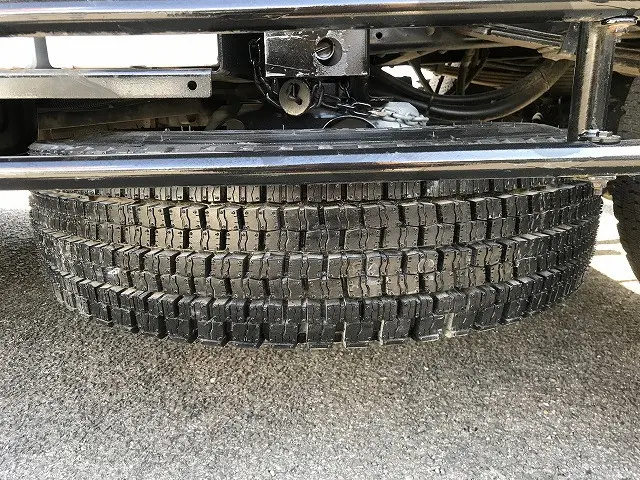 いすゞ フォワード 2PG-FRR90S1(2WD)の写真48