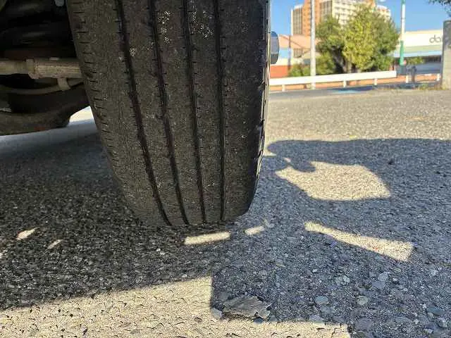 いすゞ エルフ TRG-NJR85A(2WD)の写真31