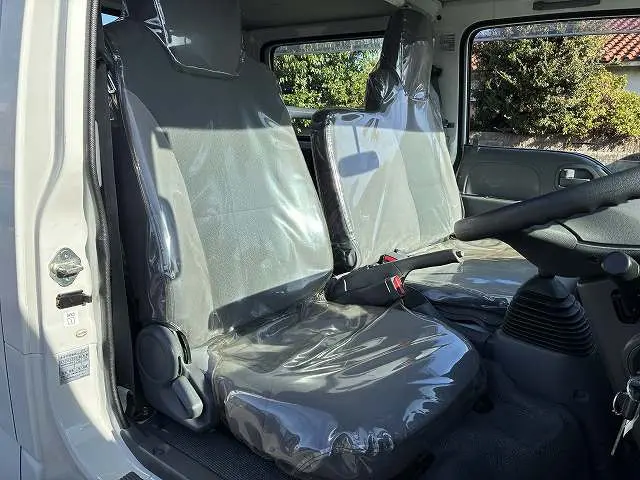 いすゞ エルフ TRG-NJR85A(2WD)の写真38